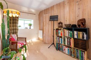 Alms Cottage - First Floor Landing- click for photo gallery